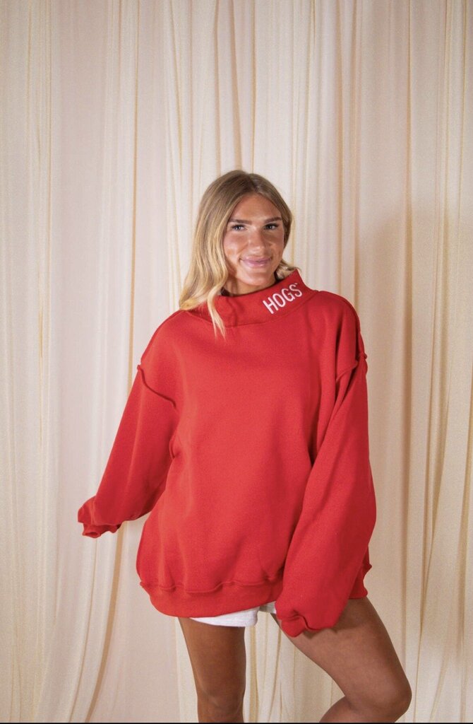RED HOG MOCK NECK