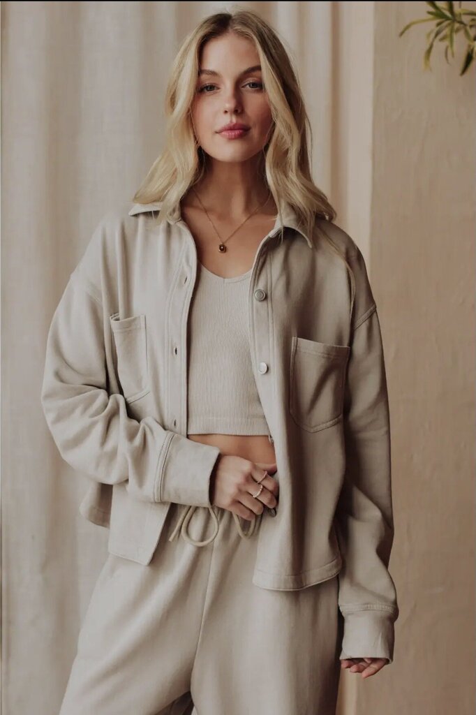 CROPPED WASHED BUTTON UP